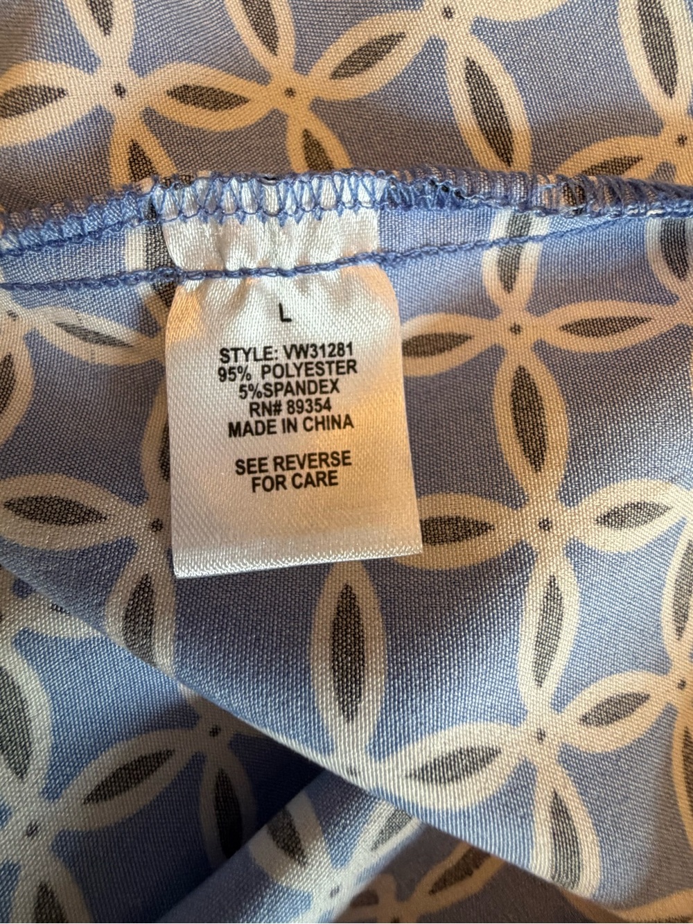 Adrienne Vittadini Blue and White Geometric V-Neck Tunic - Picture 7 of 7